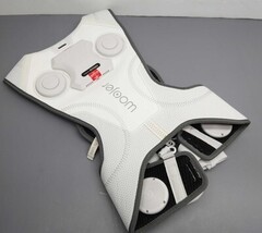 Woojer Made for Meta High Fidelity Haptic Vest 3 Special Gamer Bundle image 3