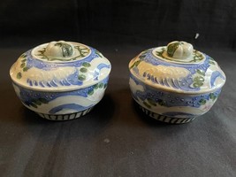 Paire De 2 Ancien Chinois Peint à Couvercle Tasses/Boules - £99.91 GBP