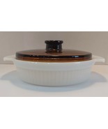 Vtg Anchor Hocking Fire King 1 Qt White Ribbed Baking Dish 1429 W/Brown Lid - £18.24 GBP