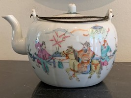 Superb Antique Chinese Porcelain Teapot - £625.02 GBP