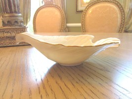 LENOX BONE CHINA DOVE CANDY DISH GOLD RIM 7-7/8&quot;L USA  - $92.87 MXN