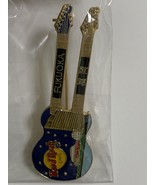 Fukuoka Hard Rock Cafe Double Guitar Pin Blue - €22,31 EUR