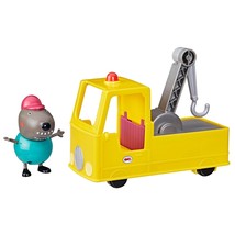 PEPPA PIG Granddad Dog&#39;s Tow Truck Construction Vehicle and Figure Set, Preschoo - £18.87 GBP
