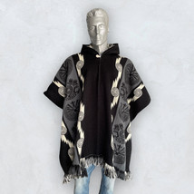Llama Poncho with Hood | Soft and Comfortable Wool | Navajo Design | Handcrafted - £55.71 GBP