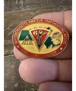 Massachusetts Amateur Trapshooting Association 1997 Pin - €141,83 EUR