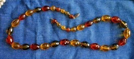 Elegant Faceted Honey Acrylic Bead Necklace 1960s vintage  21 1/2&quot;&#39; - $17.95