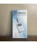 Motteru Mini CO2 Detector Air Quality Monitor with USB Charger New