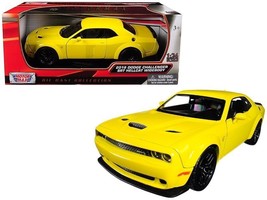 2018 Dodge Challenger SRT Hellcat Widebody Yellow 1/24 Diecast Model Car by Mot - $39.28