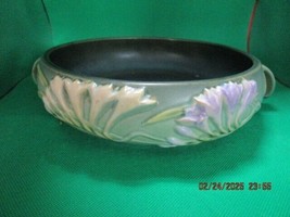 ROSEVILLE FREESIA 1945 OPEN BOWL WITH HANDLES 11&quot; HANDLE TO HANDLE #465-8^^ - $123.75