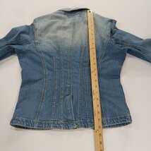 YMI RN#104369 Women's Blue Distressed Denim Jacket Pockets Size Medium image 8