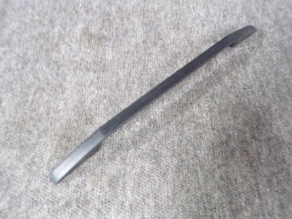 74003617 MAYTAG RANGE OVEN DOOR HANDLE - $59.00