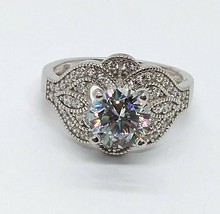 Vintage 2.5 CT LC Moissanite Fiançailles Mariage Bague Plaqué or Blanc - £241.22 GBP