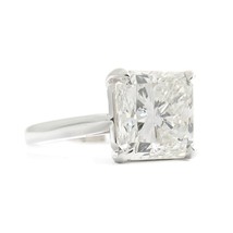 Authenticity Guarantee 
GIA Radiant Solitaire Diamond Engagement Ring 18K Whi... - £31,970.24 GBP