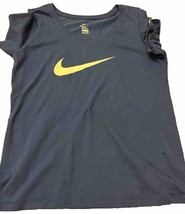 The Nike Tee Dri Fit Size Woman’s Lg With White Swoosh - £6.29 GBP