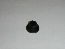 Small Gear for Chris Freytag West Bend Bread Maker Model 41400CF 41400CFR - £10.06 GBP