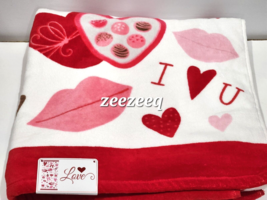 2pc Valentine's Day Bath Towels Hearts Lips Love Cupcakes Pink Red - $49.49