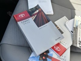 CAMRY     2016 Owners Manual 104550018 - $41.43