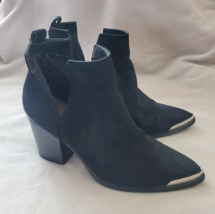 Mossimo Pointed Western Ankle Boots Women 7 Black Suede Stack Block Heel Slip on - £19.43 GBP