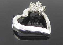925 Sterling Silver - White Topaz Floral Cluster Love Heart Pendant - PT8713 - £20.32 GBP
