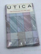 Vintage Utica &quot;Chromatics Multi&quot; Pattern 2 Standard Pillow Cases No Iron Percale - £19.38 GBP