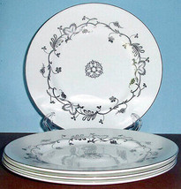 Wedgwood Martha Stewart Flourish Ecru 4 Piece Accent Plate Set 9&quot; New In Box - £58.27 GBP