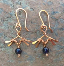 Handmade copper earrings: little wings with dark blue lapis dangle - £20.04 GBP
