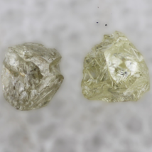 1.46 CT 2 Piece Uncut Gemstone Diamond Natural Rough Loose Green Yellow Diamond - £35.71 GBP