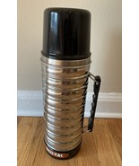 Vintage Ribbed UNO-VAC MAGNUM 291 1 Quart Thermos - $25.96 CAD