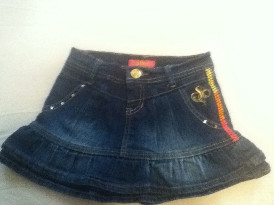 Girls - Southpole skirt - Size 7-blue denim mini skirt-Great for school/rodeo  - $6.25