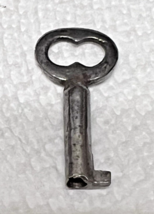 Antique Metal Key Miniature 1 1/8 Inch Dark Metal Steampunk A - $138.49 MXN
