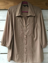 Vtg Capacity Unlimited Wm Sz 2X Blouse Camel Beige Pleats Forgiving Fit Btns Dwn - £19.26 GBP