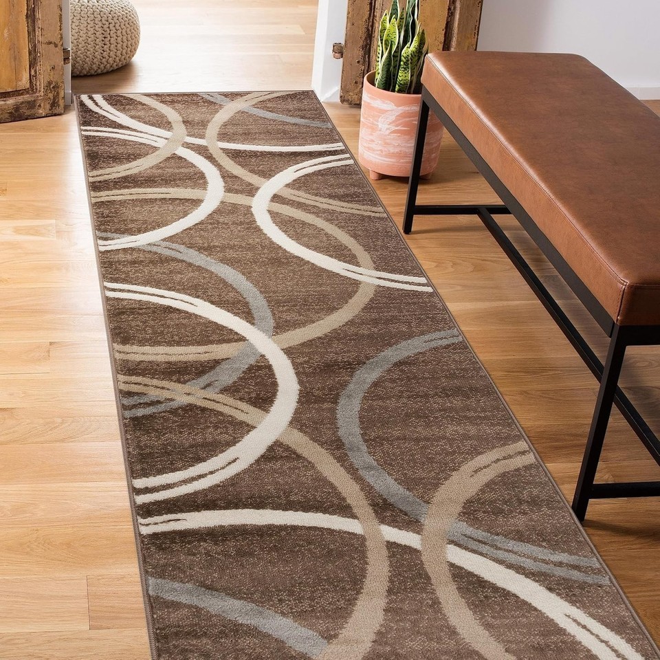 Luxurious 2' x 7' Wavy Circles Design Area Rug - Durable and Soft Polypropylene Item image 3