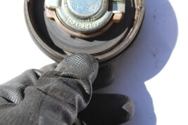 2003-2006 MERCEDES W220 S55 S600  GAS TANK FUEL CAP LID V1241 image 3