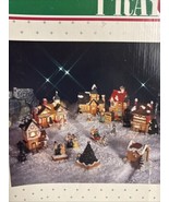 Christmas Traditions Santa&#39;s Village 19 Pc Hand Painted Porcelain Set 43... - $1,103.32 MXN