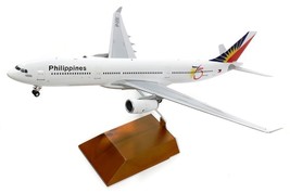 Gemini Jets 1/200 G2PAL598 Philippines Airlines A330-300 RP-C8783 With Stand Ge - £143.43 GBP