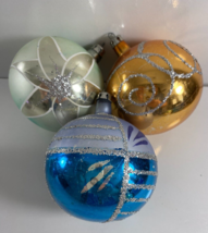 Vintage Lot 3 Large Glass Ball Glitter Christmas Ornaments - £21.35 GBP