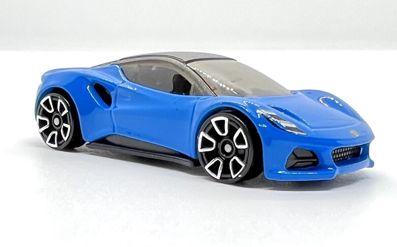 Lotus Emira  HW Exotics  Hot Wheels 2022 Diecast Metal Licensed Replica 10/10 NU Item image 3