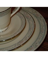 Lenox CHARLESTON 4pc Place Setting Dinner Plate-Salad W/ Tea Cup &amp; Saucer - €34,14 EUR