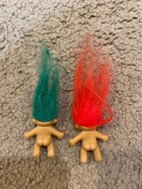 Lot of 2 vintage troll doll pencil topper hair trolls small dolls 1.25&quot; tall  - £8.82 GBP