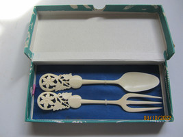 VINTAGE CHINESE  CARVED PLASTIC CHILDREN&#39;S SPOON &amp; FORK SET # 428 - £8.00 GBP