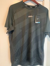 Men&#39;s Nike Dri Fit Running t shirts LOT OF 2 SHIRTS XL New Black/ Gray - $35.70