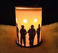 Scentsy Service &amp; Sacrifice Wax Warmer Patriotic Military Soldier Marine... - $49.50