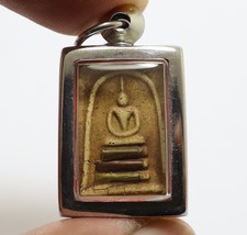 Small Phra Somdej Lp Mui Wat Donrai 1971 Real Thai Buddha Amulet Lucky Pendant 2 - £93.30 GBP