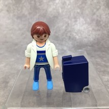 Playmobil Male Figure in Jeans W/ Rolling Travel Suitcase - £4.66 GBP