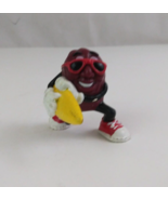 Vtg 1988 Calrab California Raisins Carrying Surfboard 2&quot; Collectible Figure - $8.07 CAD