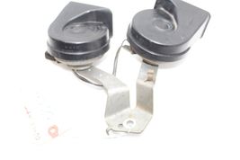 02-08 JAGUAR X-TYPE HORN HIGH & LOW TONE PAIR Q2510 image 6