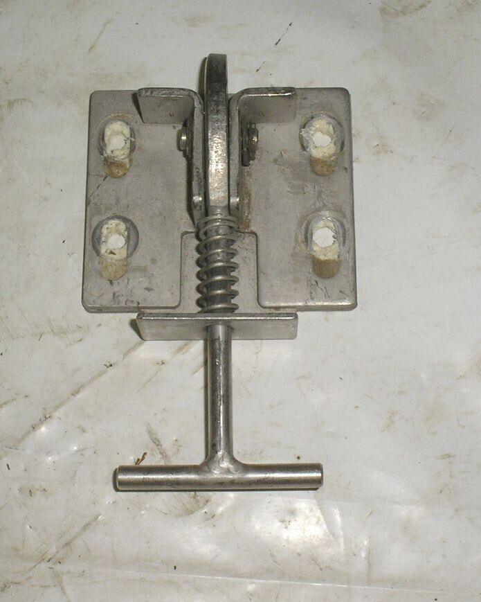 1990 Yamaha Waverunner 500 Seat Latch Lock - $12.88