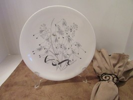 WEDGWOOD BONE CHINA WILD OATS 9&quot; LUNCHEON SERVING PLATE WHITE SILVER ENG... - $24.70