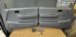 1993- 1998 Toyota T100 Left And Right Front Interior Door Panel Set Gray - £237.98 GBP
