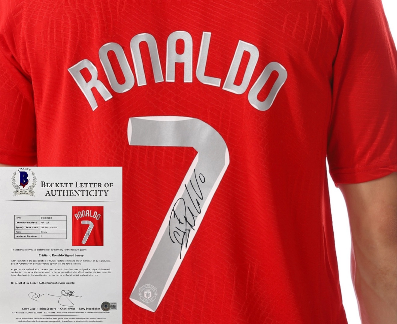 Manchester United 2007/08 With Ronaldo Signed(black Signature)+COA/FREE SHIPPING